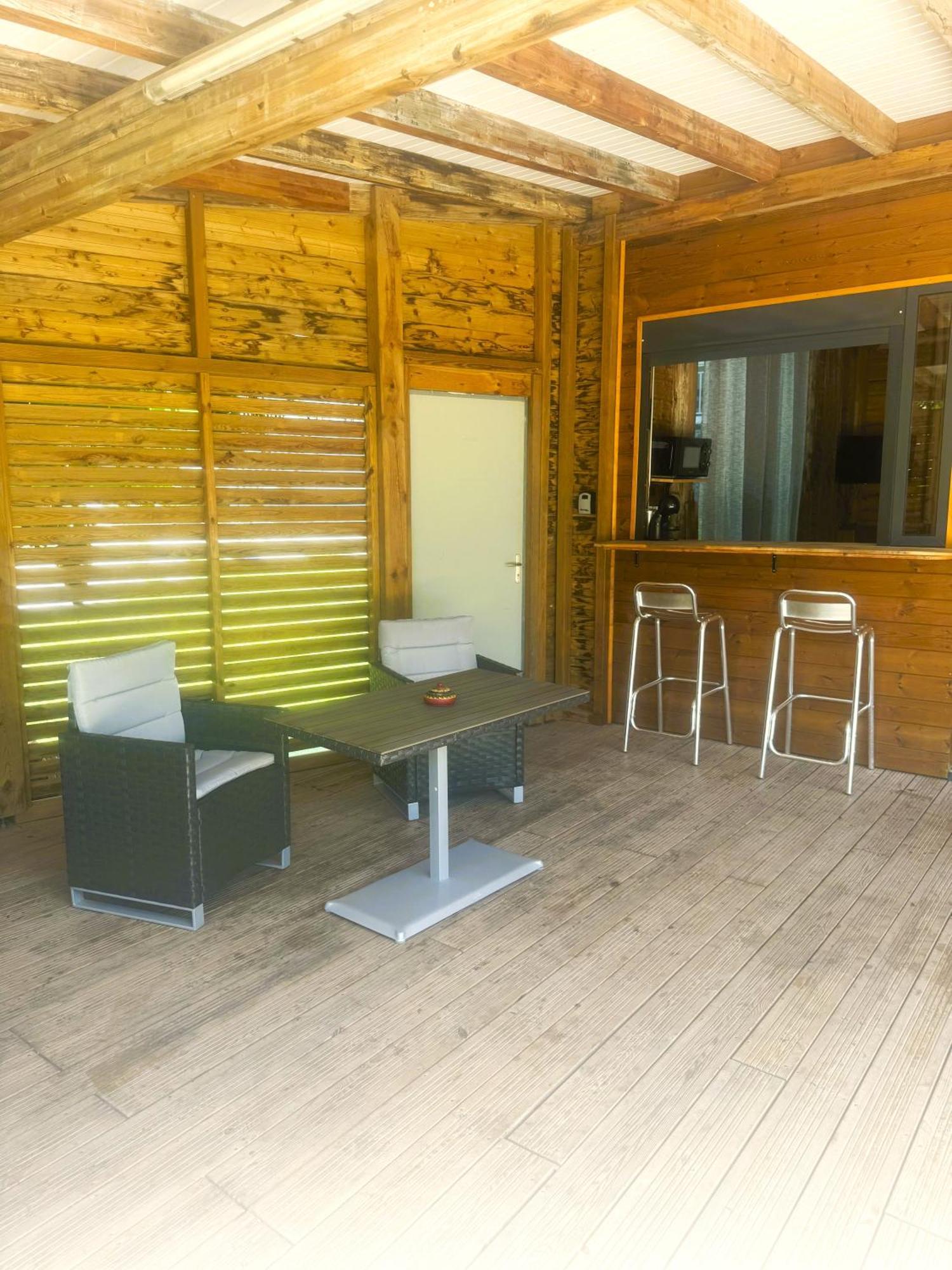 Charmant Bungalow Tout Confort Climatise - Terrasse Et Acces Plage ! Деше Экстерьер фото